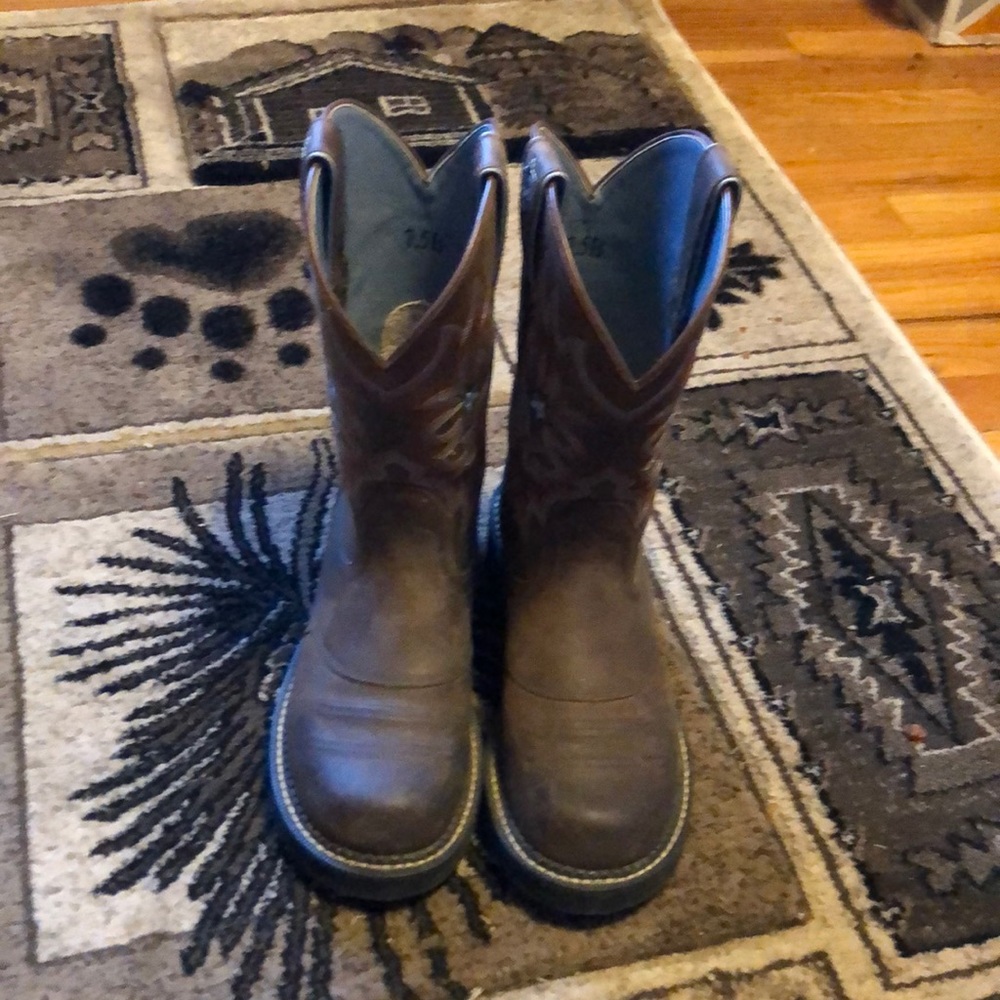 Women ariat boots